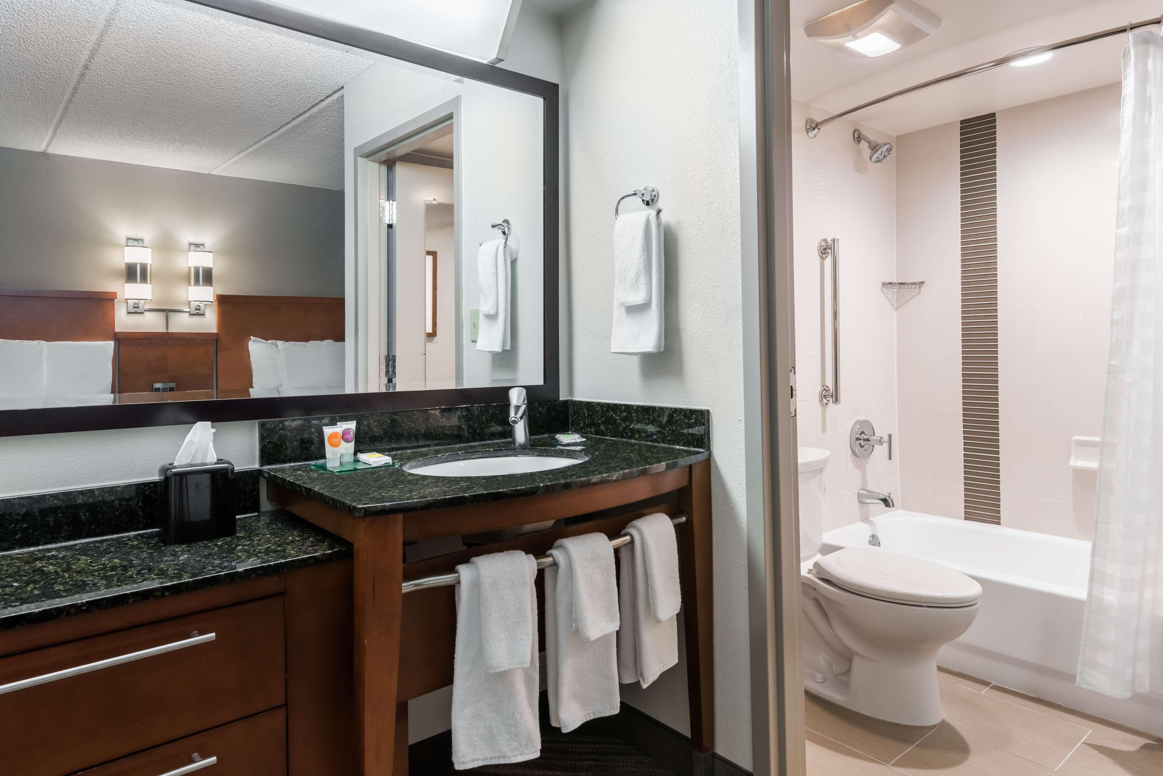 Hyatt Place Atlanta Duluth Джонс Крийк Екстериор снимка